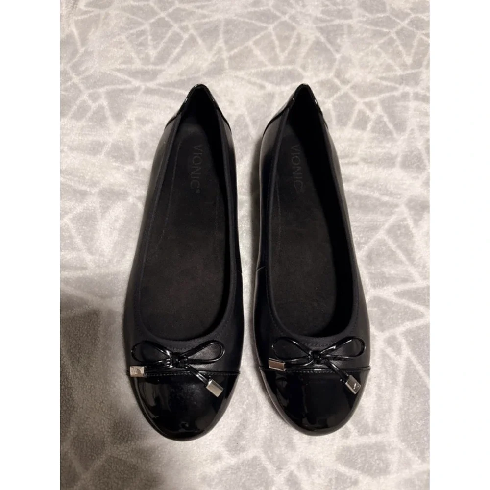 VIONIC Minna Black Leather Ballet Flats w/ Bow Slip On Orthotic Size 9 NWOT $148